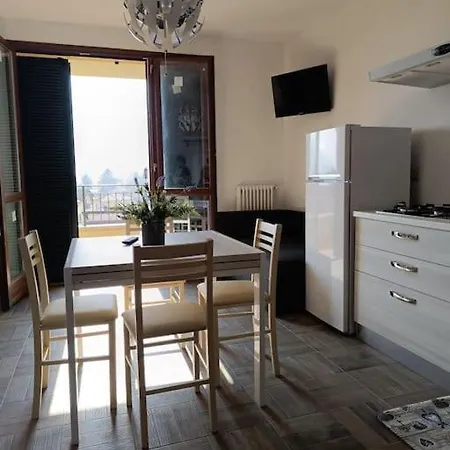 アパート Window On The グラヴェドーナ