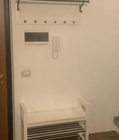 Window On The 아파트 그라베도나
